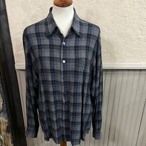 Casual Black and Gray Plaid Button Down Shirt